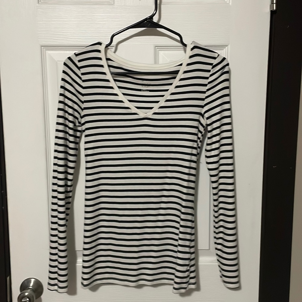 Casual long sleeve. Barely worn.